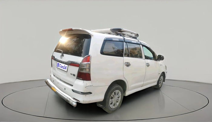 2013 Toyota Innova 2.5 GX 8 STR, Diesel, Manual, 3 km, exterior