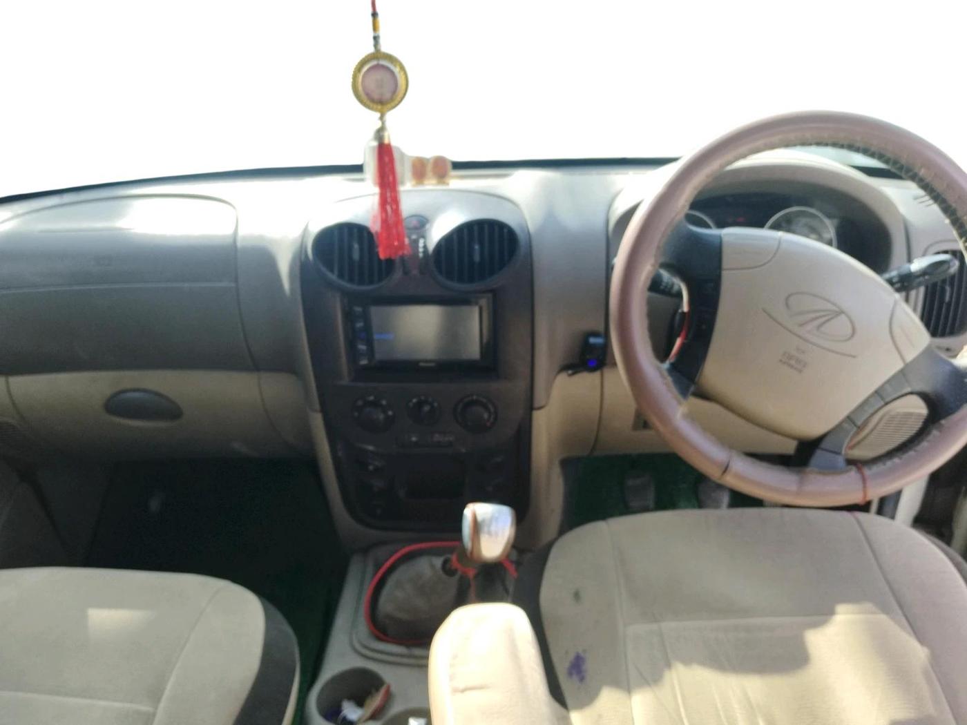 2013 Mahindra Scorpio VLX 2WD, Diesel, Manual, 1,26,998 km, interior