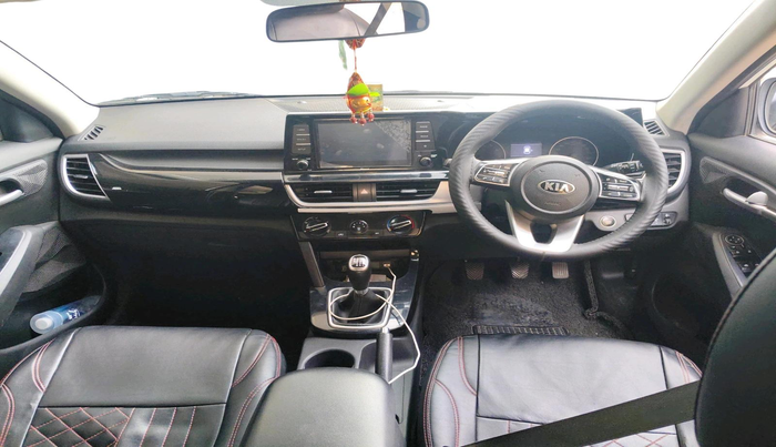 2020 KIA SELTOS HTK PLUS 1.5, Petrol, Manual, 82,577 km, interior