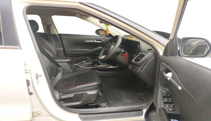 2020 KIA SELTOS HTK PLUS 1.5, Petrol, Manual, 82,577 km, interior