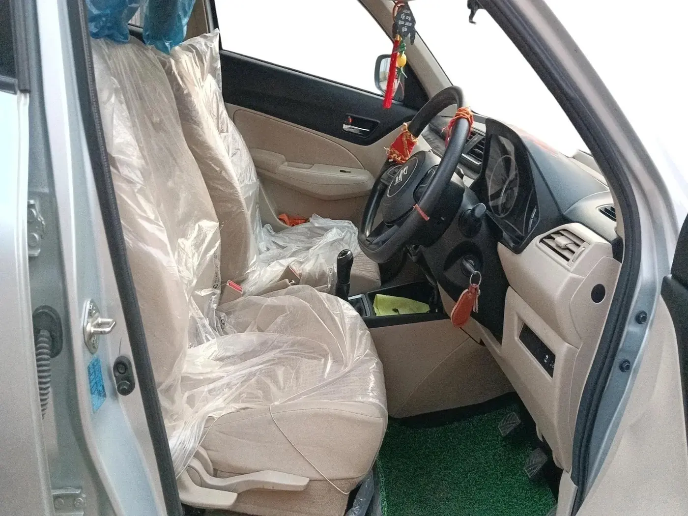 2023 Maruti Dzire VXI, Petrol, Manual, 9,485 km, interior