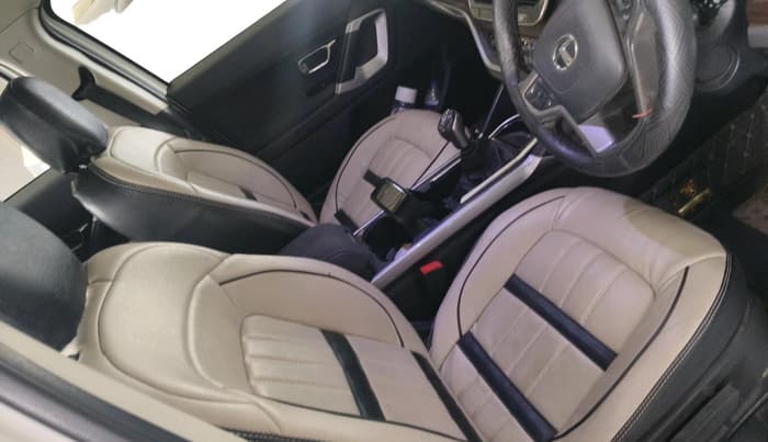 2022 Tata Harrier XT PLUS 2.0L KRYOTEC, Diesel, Manual, 27,787 km, interior
