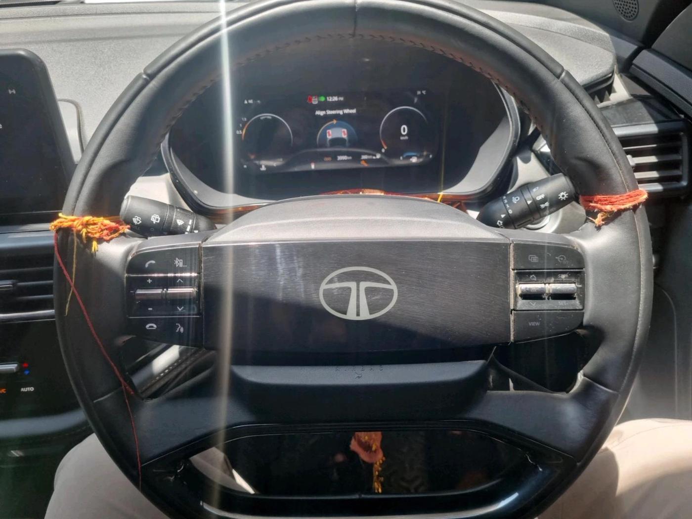 2025 Tata Safari Pure X 7 STR Dark Edition, Diesel, Manual, 3,990 km, interior