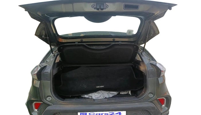 2023 Tata NEXON XZ PLUS PETROL, Petrol, Manual, 28,357 km, exterior