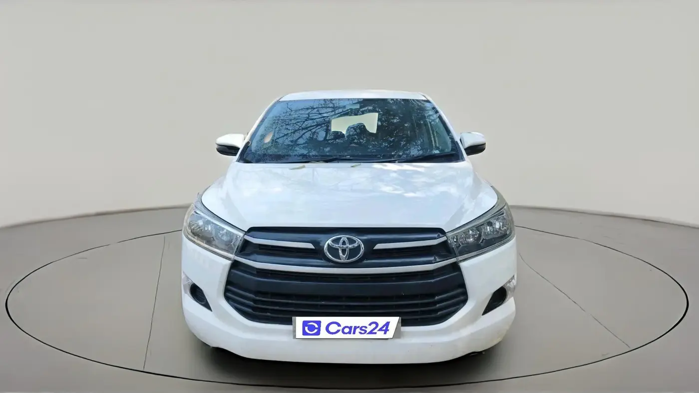 2019 Toyota Innova Crysta 2.4 G 8 STR, Diesel, Manual, 84,447 km, exterior