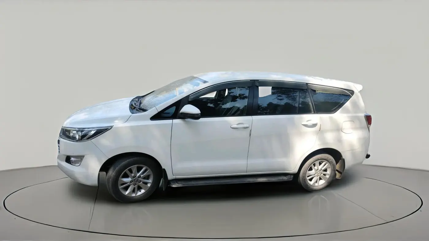 2019 Toyota Innova Crysta 2.4 G 8 STR, Diesel, Manual, 84,447 km, exterior