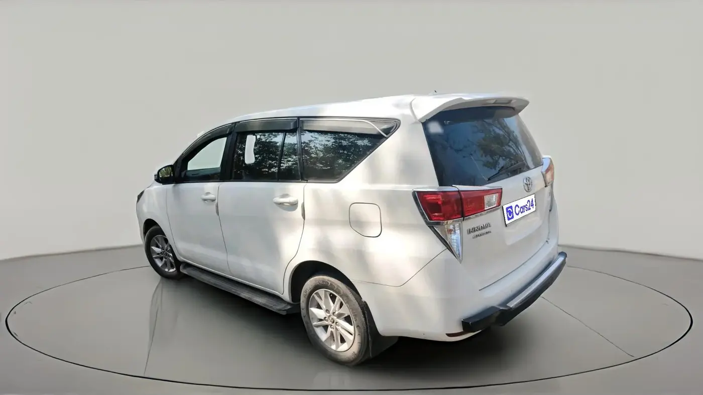 2019 Toyota Innova Crysta 2.4 G 8 STR, Diesel, Manual, 84,447 km, exterior