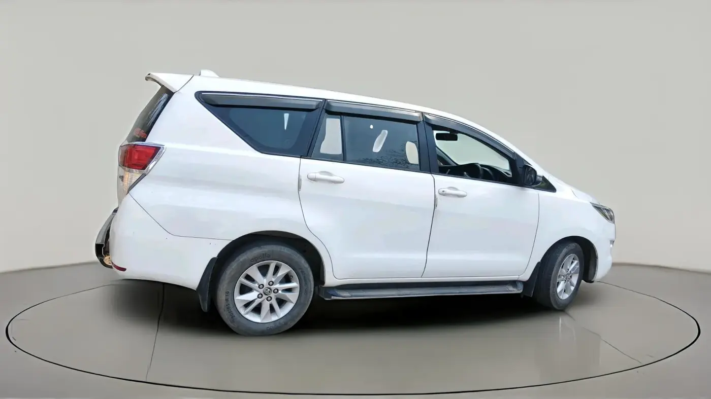 2019 Toyota Innova Crysta 2.4 G 8 STR, Diesel, Manual, 84,447 km, exterior