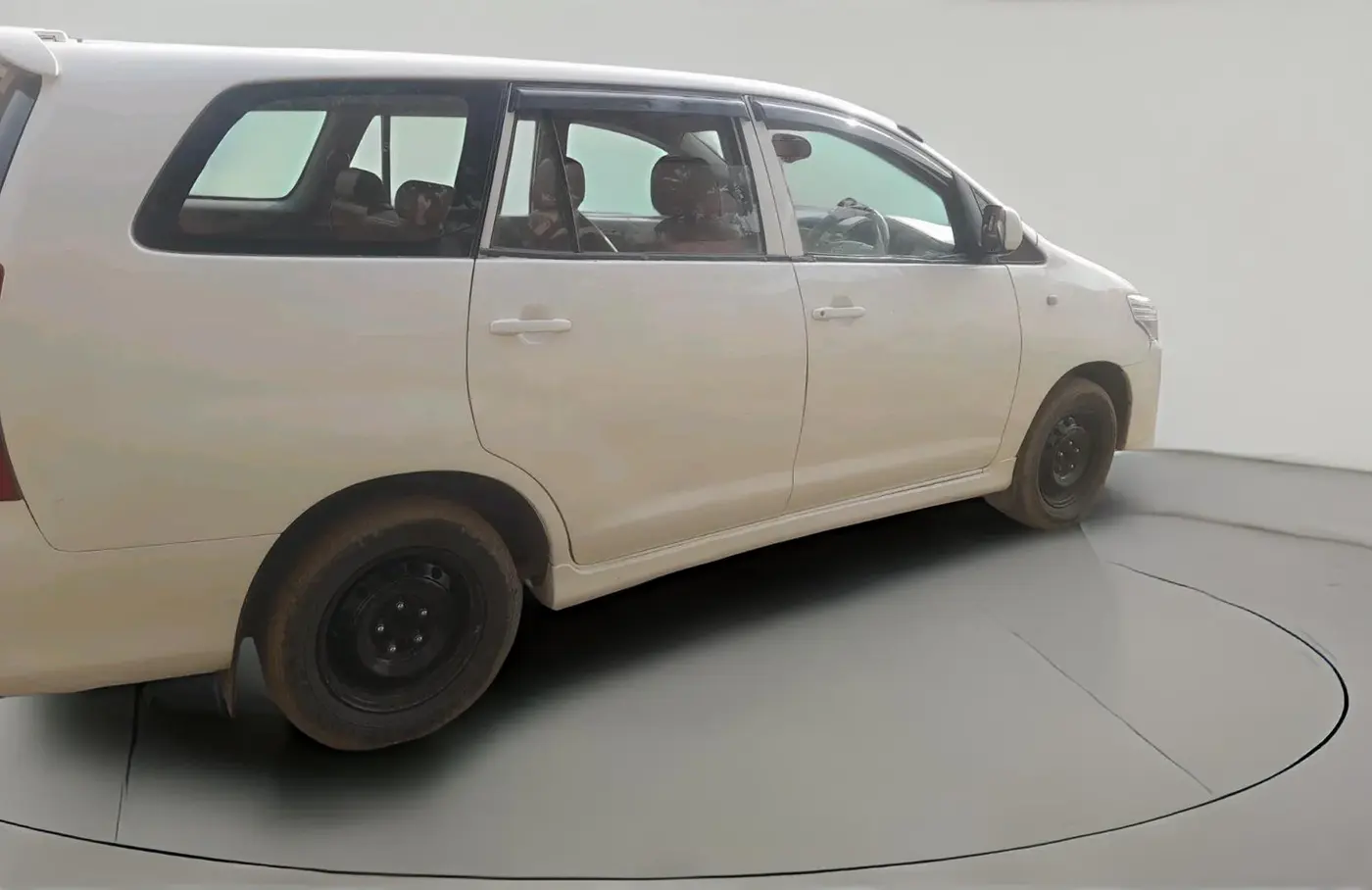2012 Toyota Innova 2.5 G 7 STR, Diesel, Manual, 1,15,500 km, exterior
