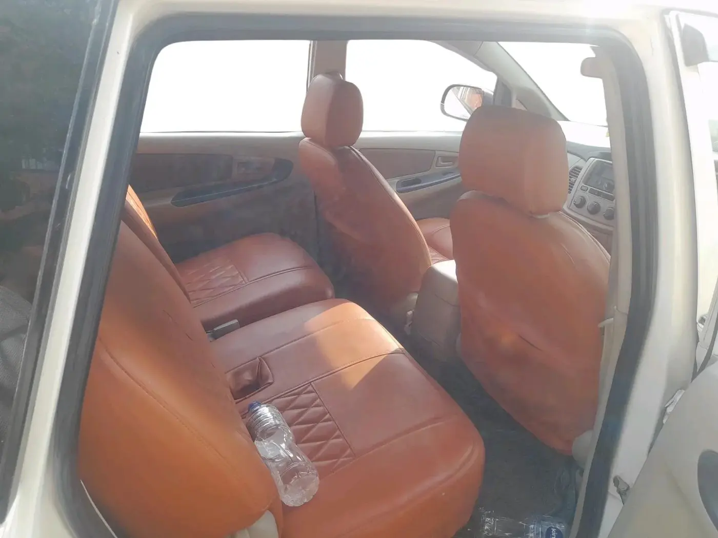 2012 Toyota Innova 2.5 G 7 STR, Diesel, Manual, 1,15,500 km, interior