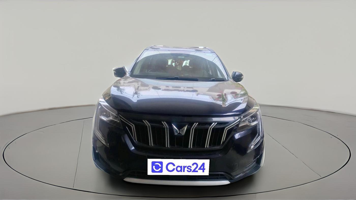 2022 Mahindra XUV700 AX 7 LUXURY P AT 7 STR, Petrol, Automatic, 47,918 km, exterior