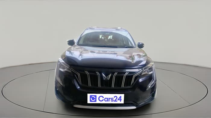 2022 Mahindra XUV700 AX 7 LUXURY P AT 7 STR, Petrol, Automatic, 47,918 km, exterior