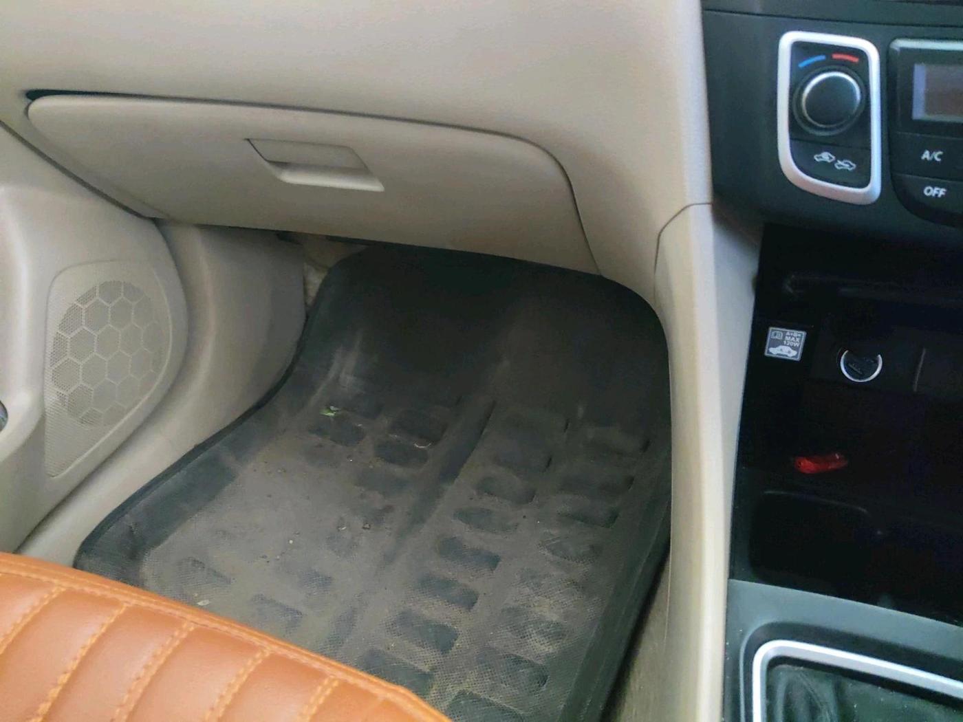 2019 Maruti Ciaz DELTA 1.5 SHVS MT PETROL, Petrol, Manual, 15,600 km, interior