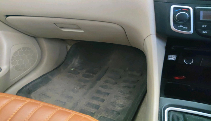 2019 Maruti Ciaz DELTA 1.5 SHVS MT PETROL, Petrol, Manual, 15,397 km, interior
