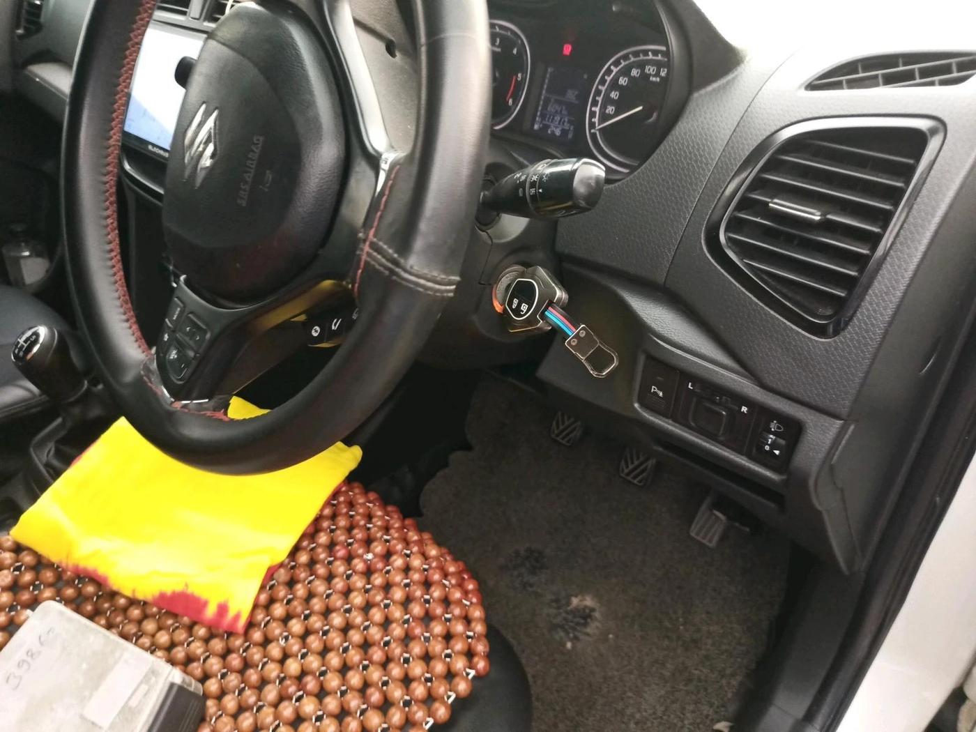 2016 Maruti Vitara Brezza ZDI, Diesel, Manual, 1,11,917 km, interior