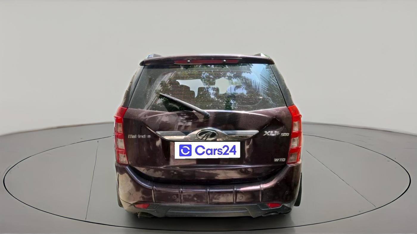 2017 Mahindra XUV500 W10, Diesel, Manual, 83,789 km, exterior