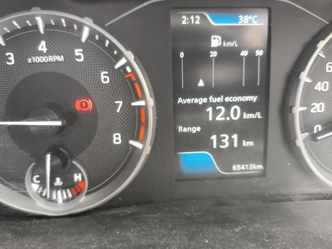 2022 Maruti BREZZA ZXI + SMART HYBRID DUAL TONE, Petrol, Manual, 65,413 km, interior