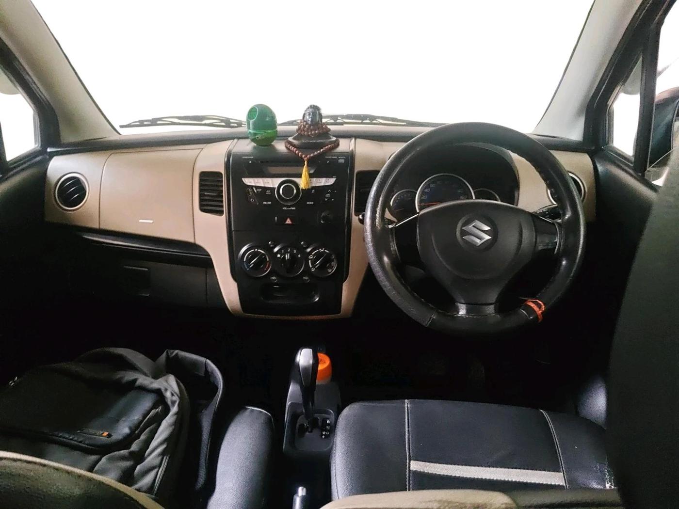 2018 Maruti Wagon R 1.0 VXI AMT, Petrol, Automatic, 61,436 km, interior