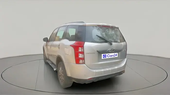 2015 Mahindra XUV500 W10, Diesel, Manual, 69,172 km, exterior
