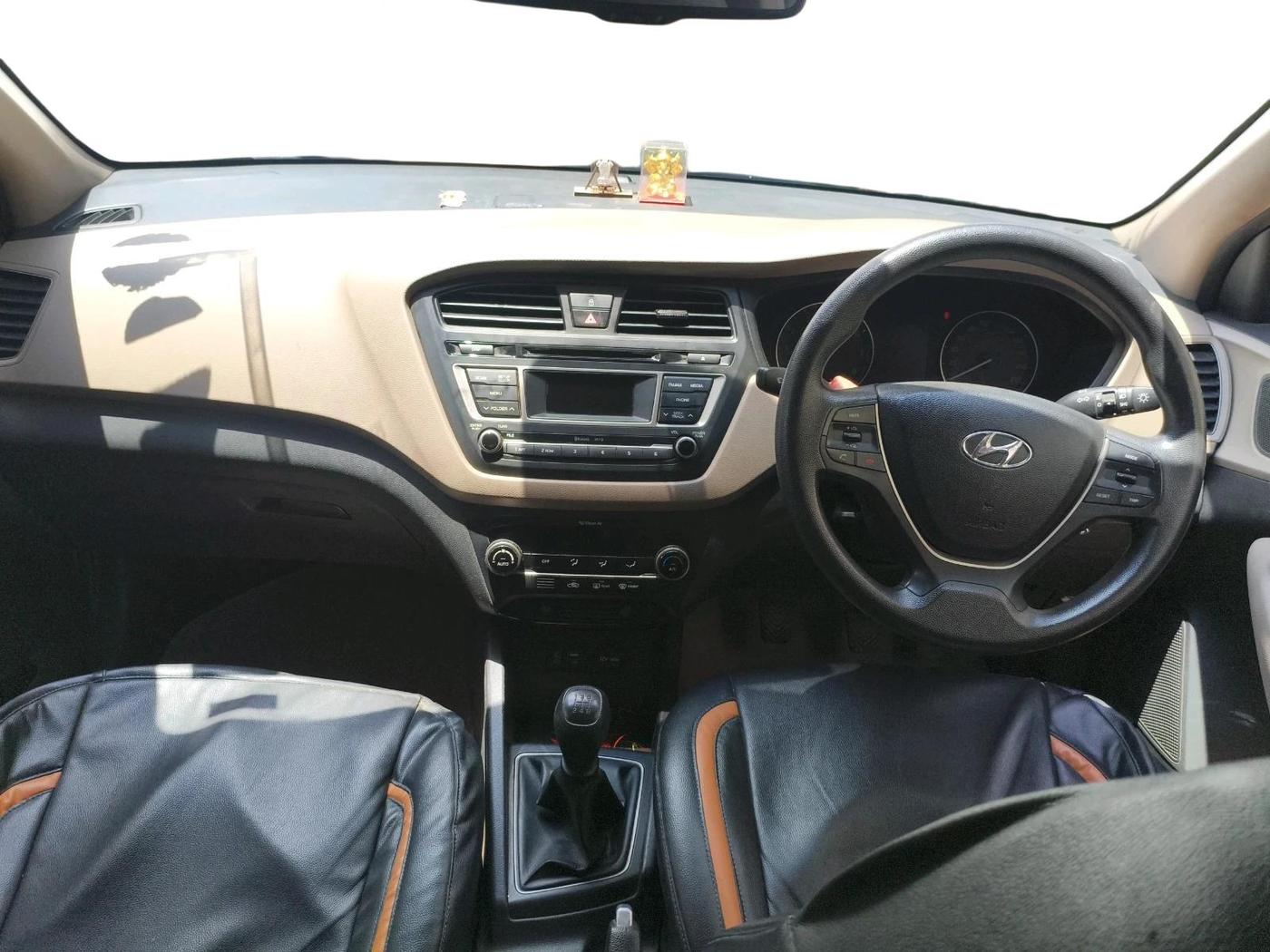 2015 Hyundai Elite i20 SPORTZ 1.2, Petrol, Manual, 39,187 km, interior