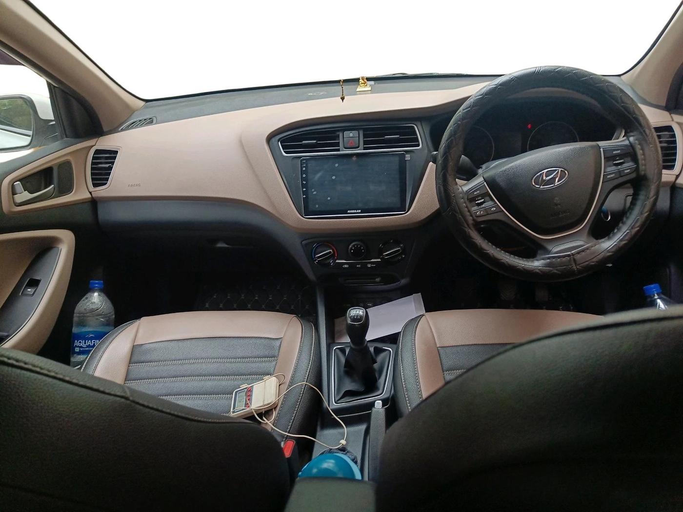 2019 Hyundai Elite i20 SPORTZ PLUS 1.2, Petrol, Manual, 23,034 km, interior