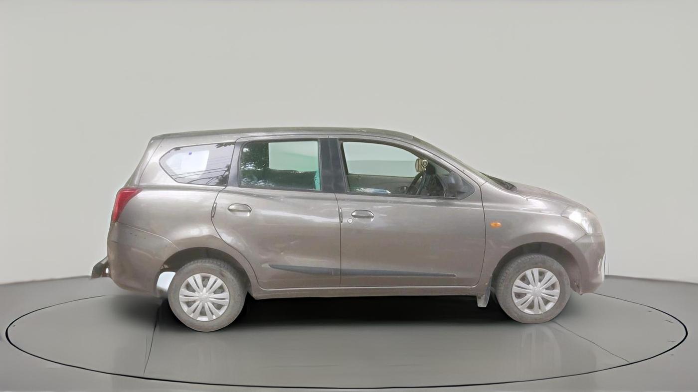 2017 Datsun Go Plus T, Petrol, Manual, 27,310 km, exterior