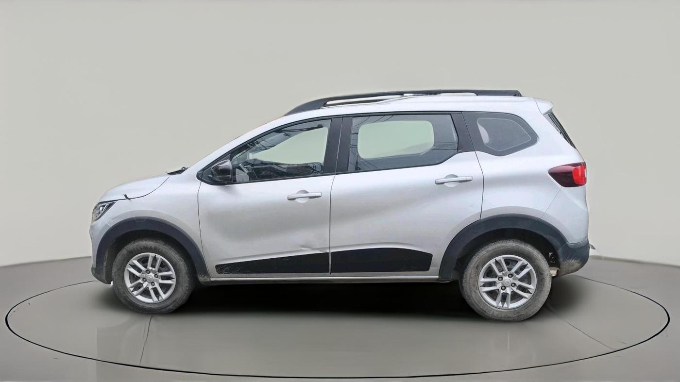 2023 Renault TRIBER RXT, Petrol, Manual, 19,530 km, exterior