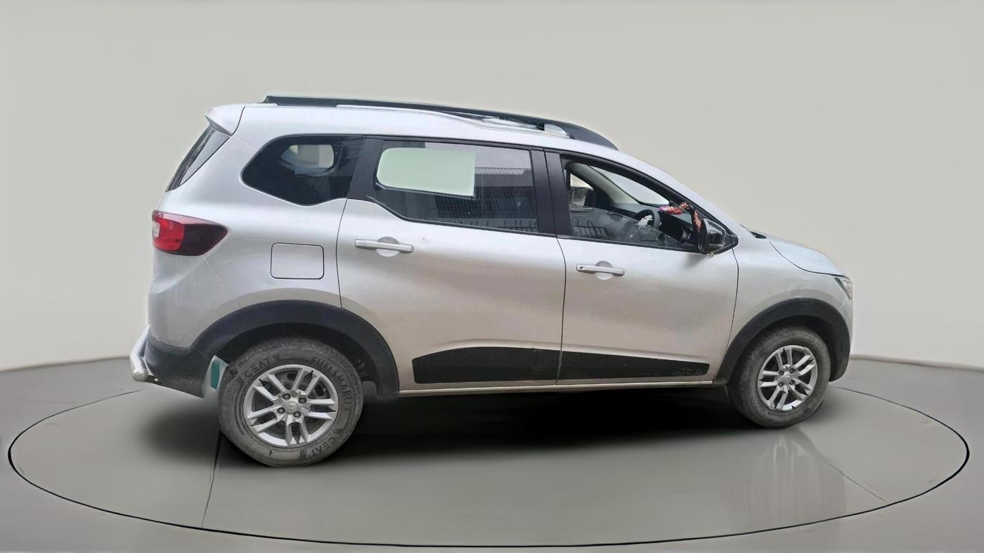 2023 Renault TRIBER RXT, Petrol, Manual, 19,530 km, exterior