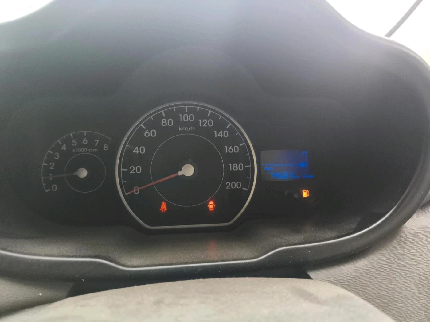 2010 Hyundai i10 SPORTZ 1.2, Petrol, Manual, 74,683 km, interior