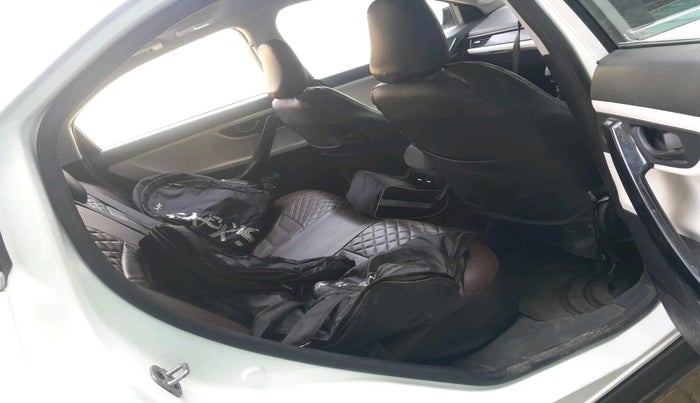 2024 Tata Curvv Creative 1.2 Petrol 6MT, Petrol, Manual, 15,482 km, interior