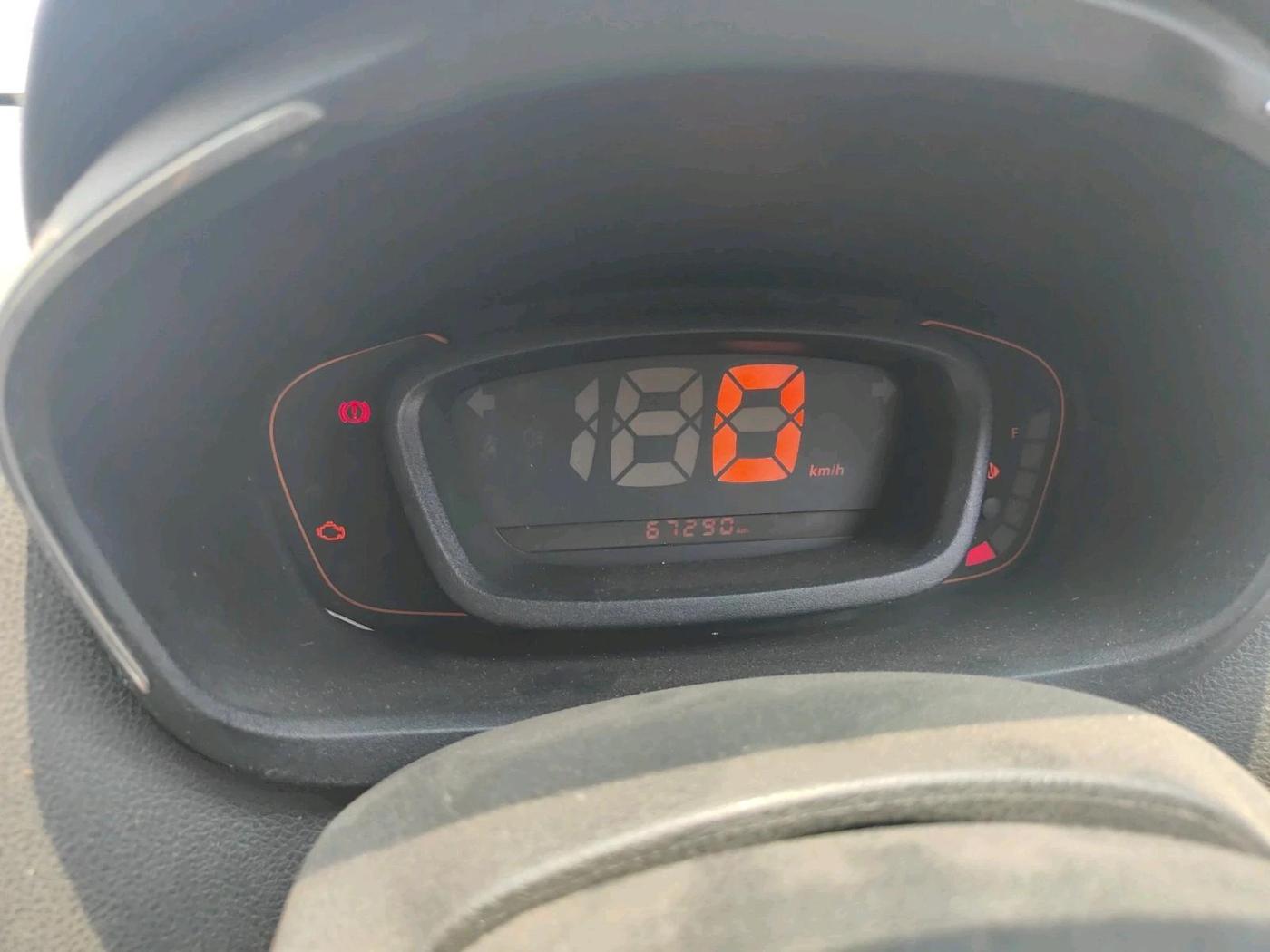 2017 Renault Kwid CLIMBER 1.0, Petrol, Manual, 67,290 km, interior