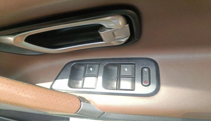 2021 Tata Harrier XZA PLUS 2.0L, Diesel, Automatic, 81,126 km, interior