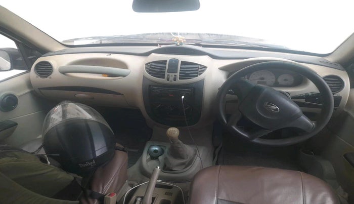 2017 Mahindra Xylo H4 BS IV, Diesel, Manual, 2,53,176 km, interior