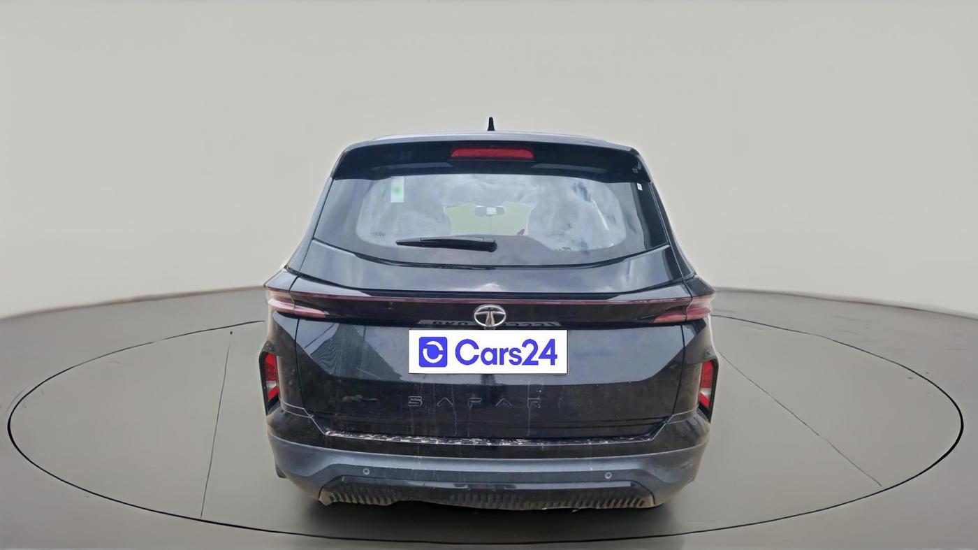 2023 Tata Safari ACCOMPLISHED PLUS DARK EDITION, Diesel, Manual, 32,138 km, exterior