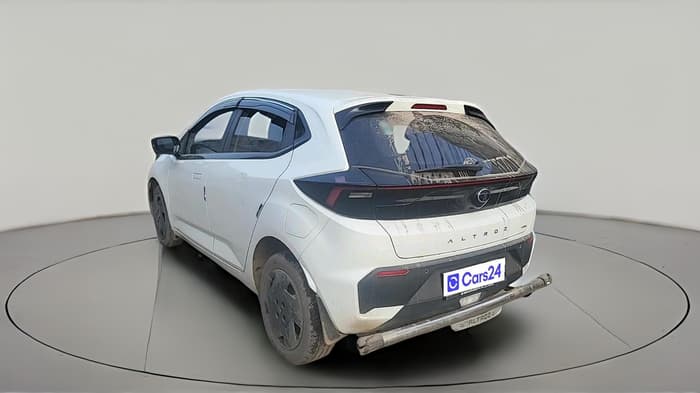 2026 Tata ALTROZ Creative S CNG 5MT, CNG, Manual, 11,230 km, exterior