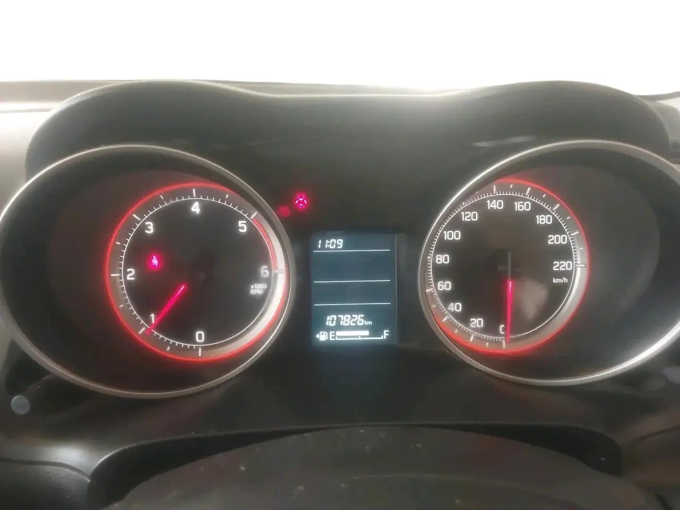 2018 Maruti Swift VDI, Diesel, Manual, 1,07,826 km, interior
