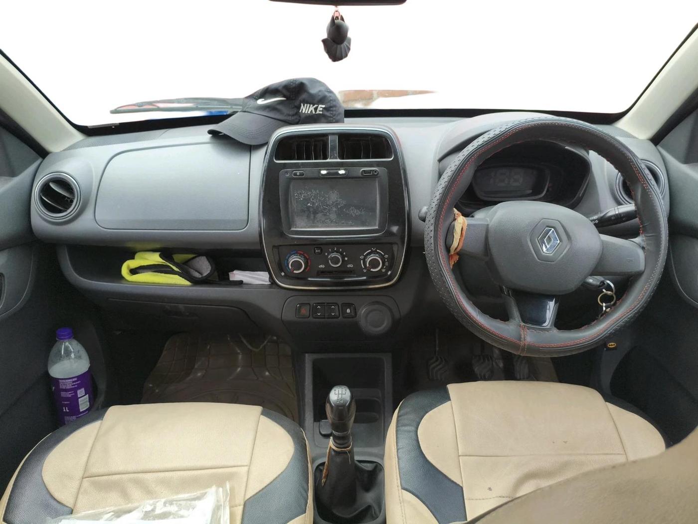 2015 Renault Kwid RXT 0.8, Petrol, Manual, 1,05,148 km, interior