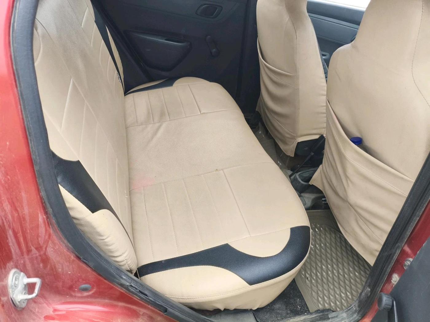 2015 Renault Kwid RXT 0.8, Petrol, Manual, 1,05,148 km, interior