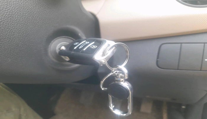 2017 Hyundai Grand i10 SPORTZ (O) 1.2 KAPPA VTVT, Petrol, Manual, 41,894 km, interior