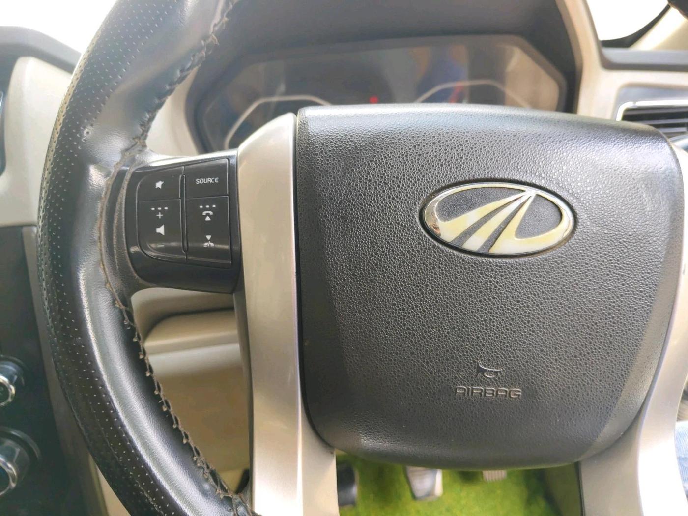 2015 Mahindra Scorpio S10, Diesel, Manual, 2,36,035 km, interior