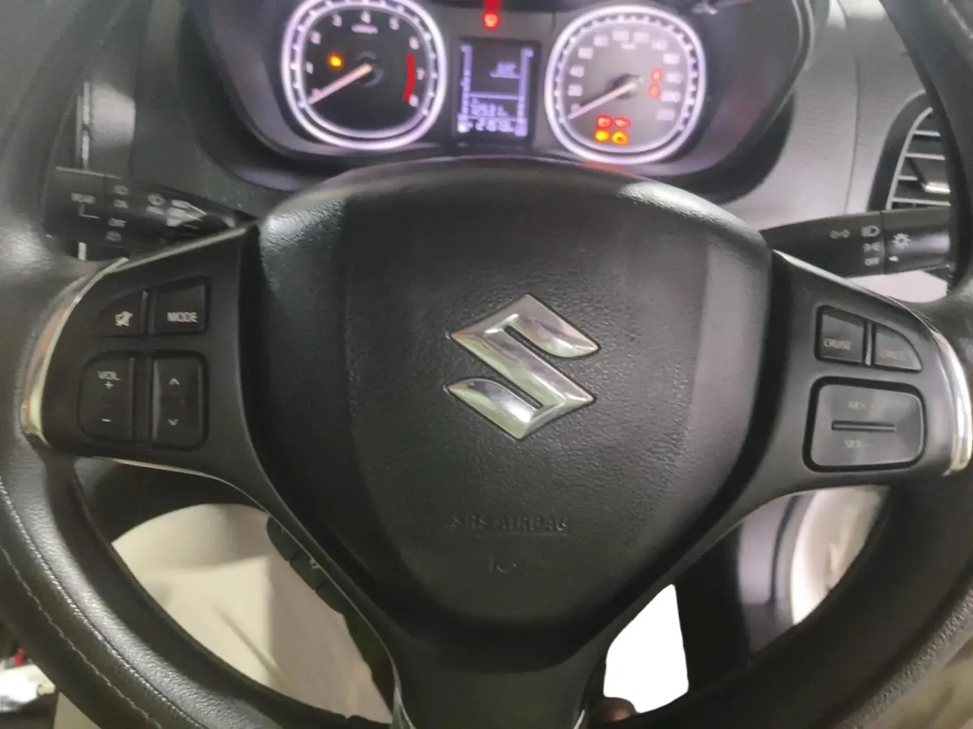 2021 Maruti Vitara Brezza ZXI, Petrol, Manual, 21,573 km, interior