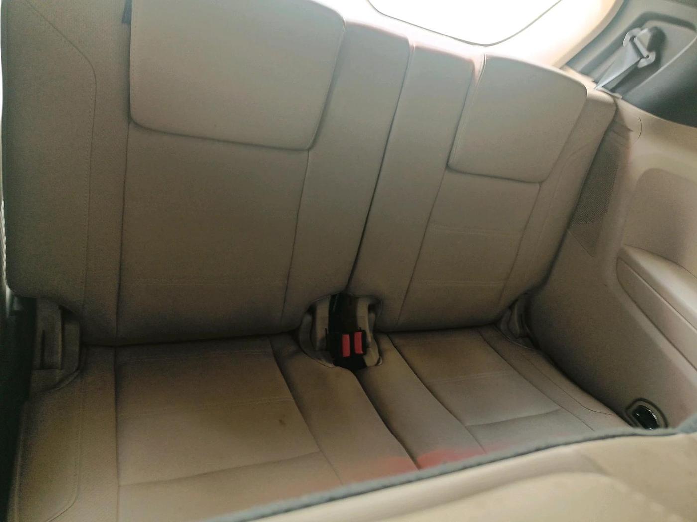 2018 Ford Endeavour TITANIUM 3.2 4X4 AT, Diesel, Automatic, 1,35,849 km, interior