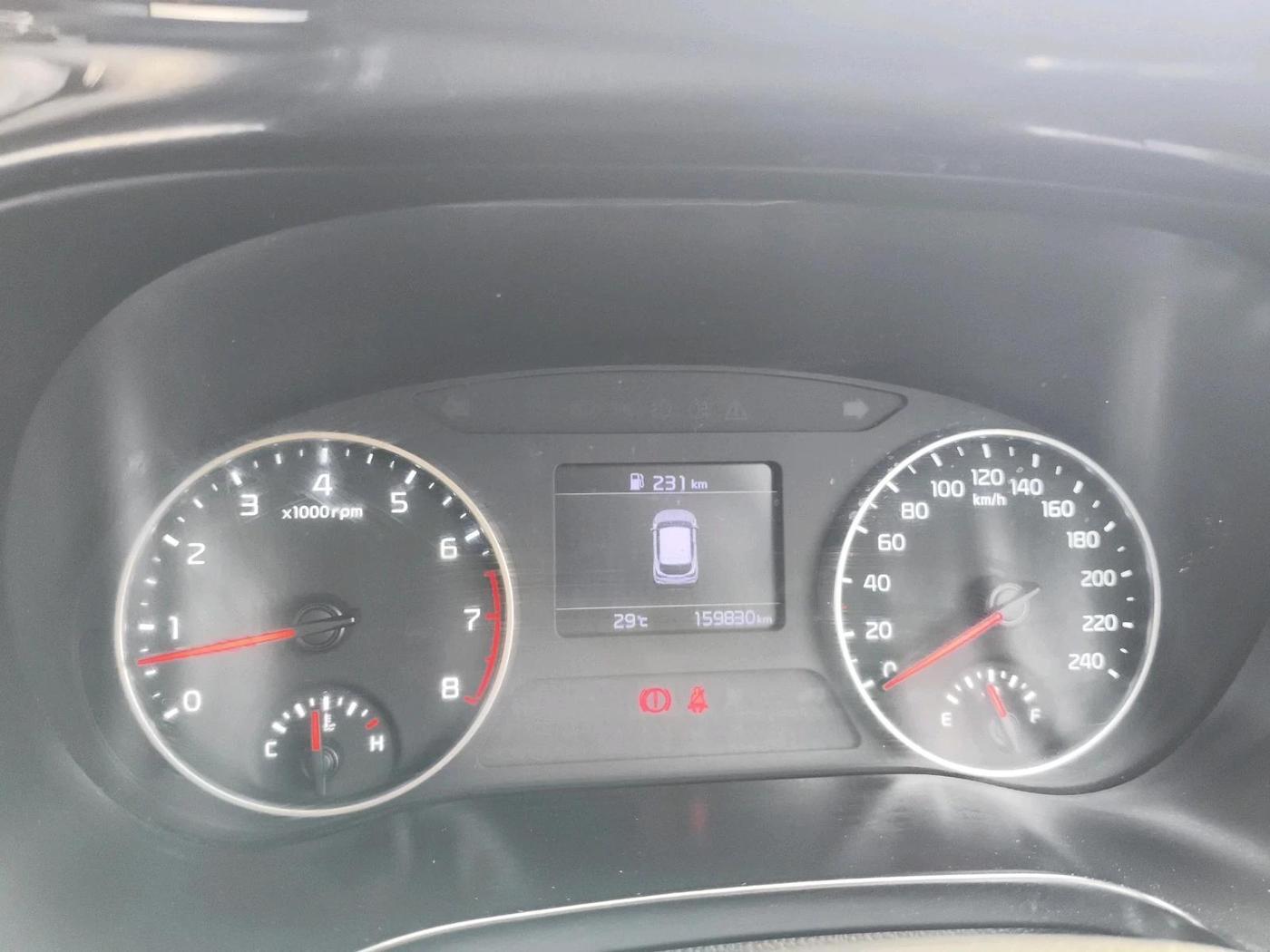 2020 KIA SELTOS HTK PLUS 1.5, Petrol, Manual, 1,59,830 km, interior