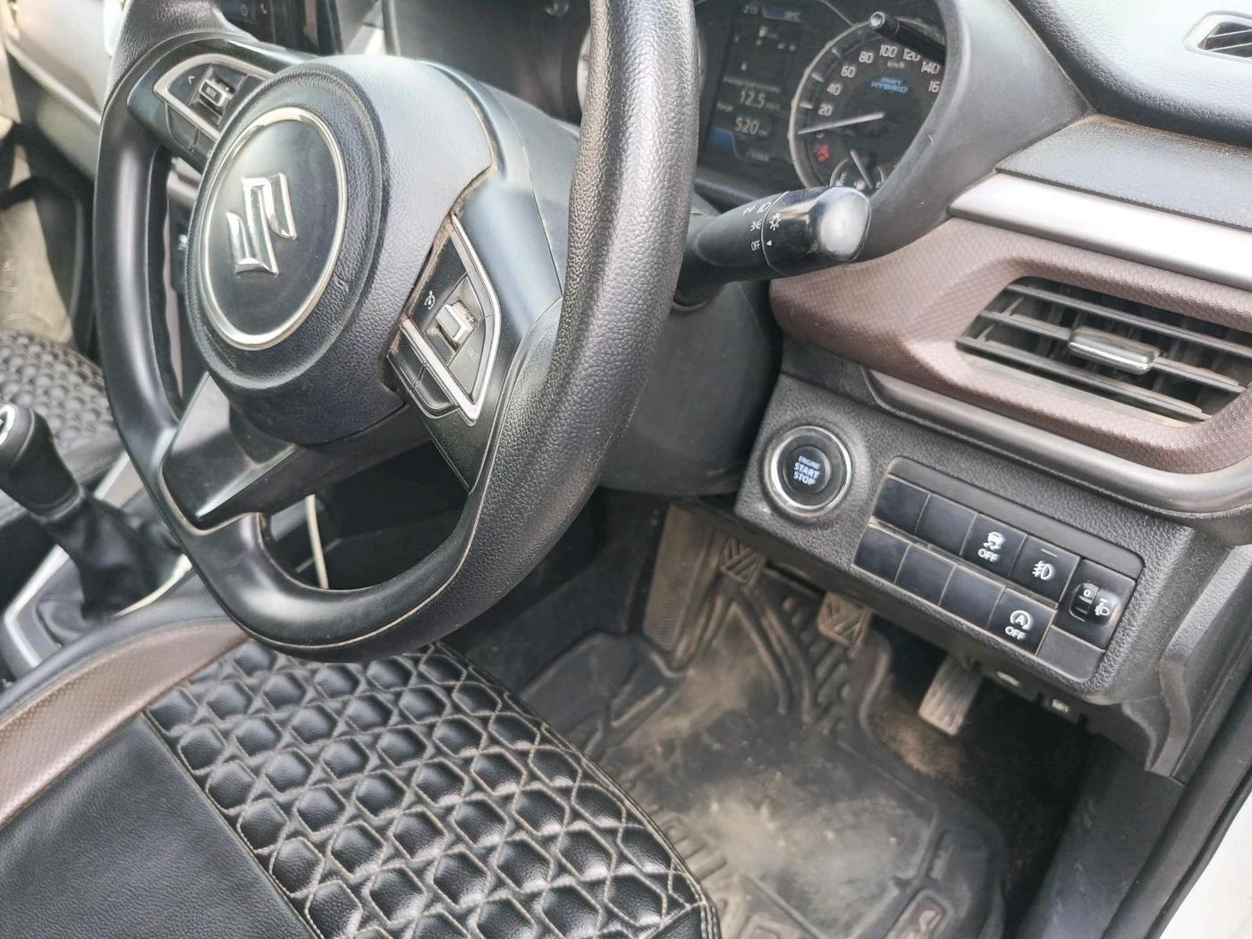 2024 Maruti BREZZA ZXI SMART HYBRID , Petrol, Manual, 11,638 km, interior