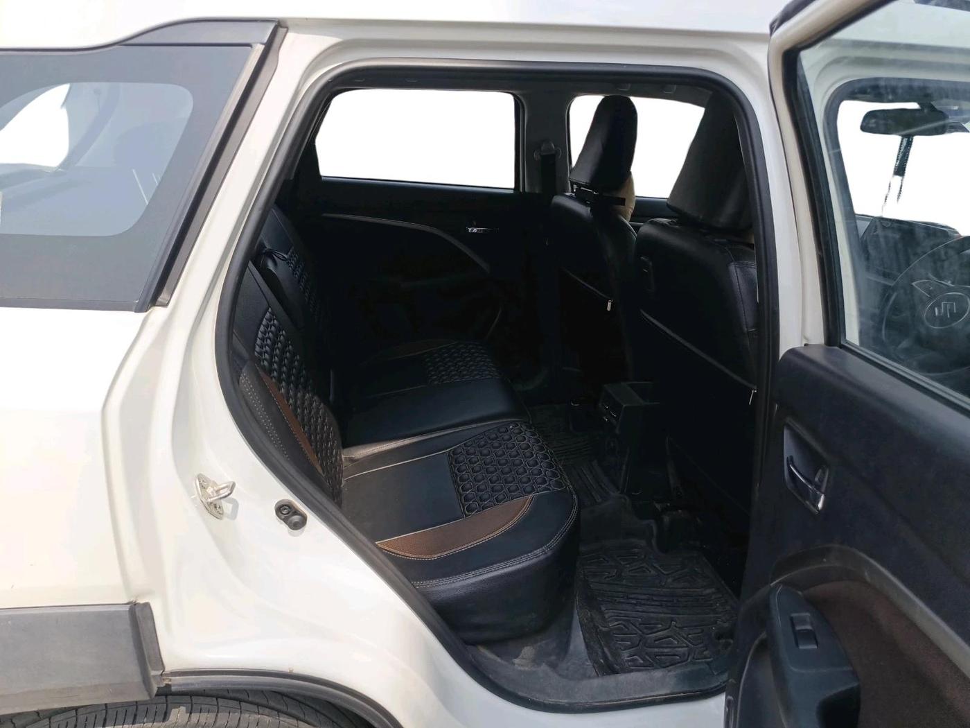 2024 Maruti BREZZA ZXI SMART HYBRID , Petrol, Manual, 11,638 km, interior