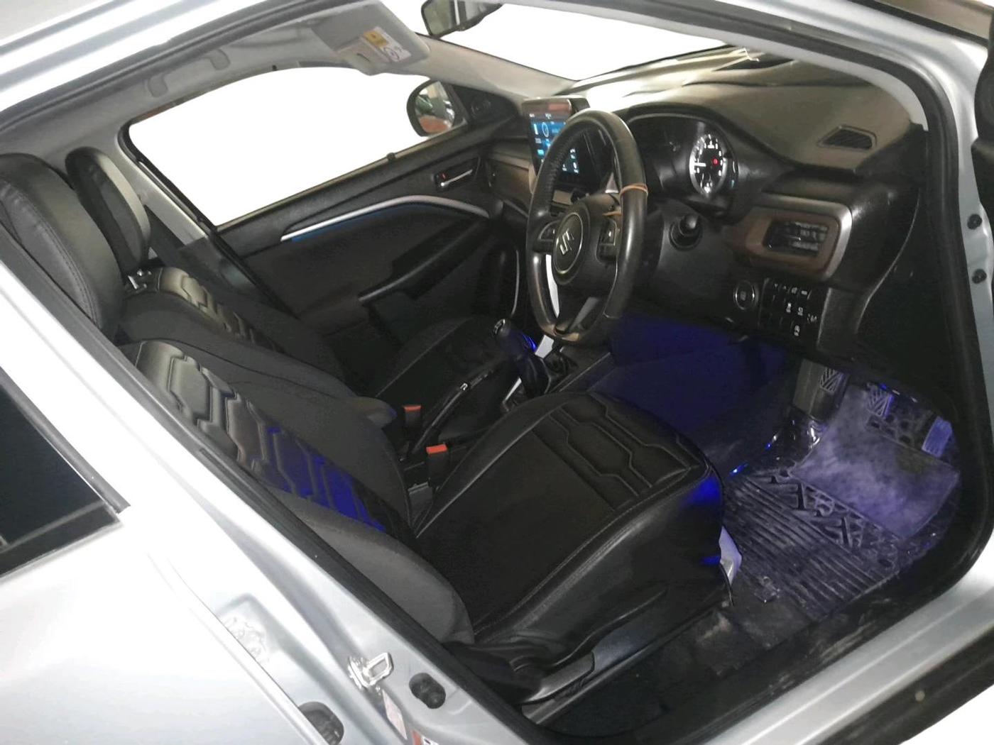 2024 Maruti BREZZA ZXI + SMART HYBRID, Petrol, Manual, 5,322 km, interior