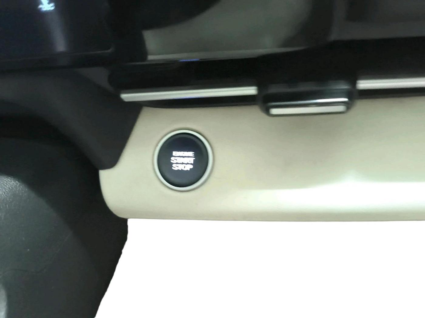 2023 Hyundai Verna SX (O)1.5 VTVT, Petrol, Manual, 14,907 km, interior