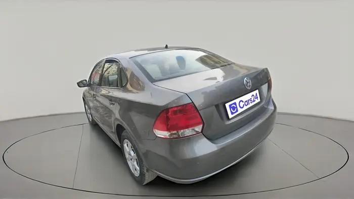 2013 Volkswagen Vento HIGHLINE 1.6 MPI, Petrol, Manual, 95,407 km, exterior