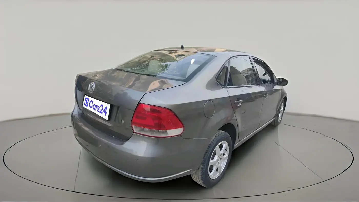 2013 Volkswagen Vento HIGHLINE 1.6 MPI, Petrol, Manual, 95,407 km, exterior