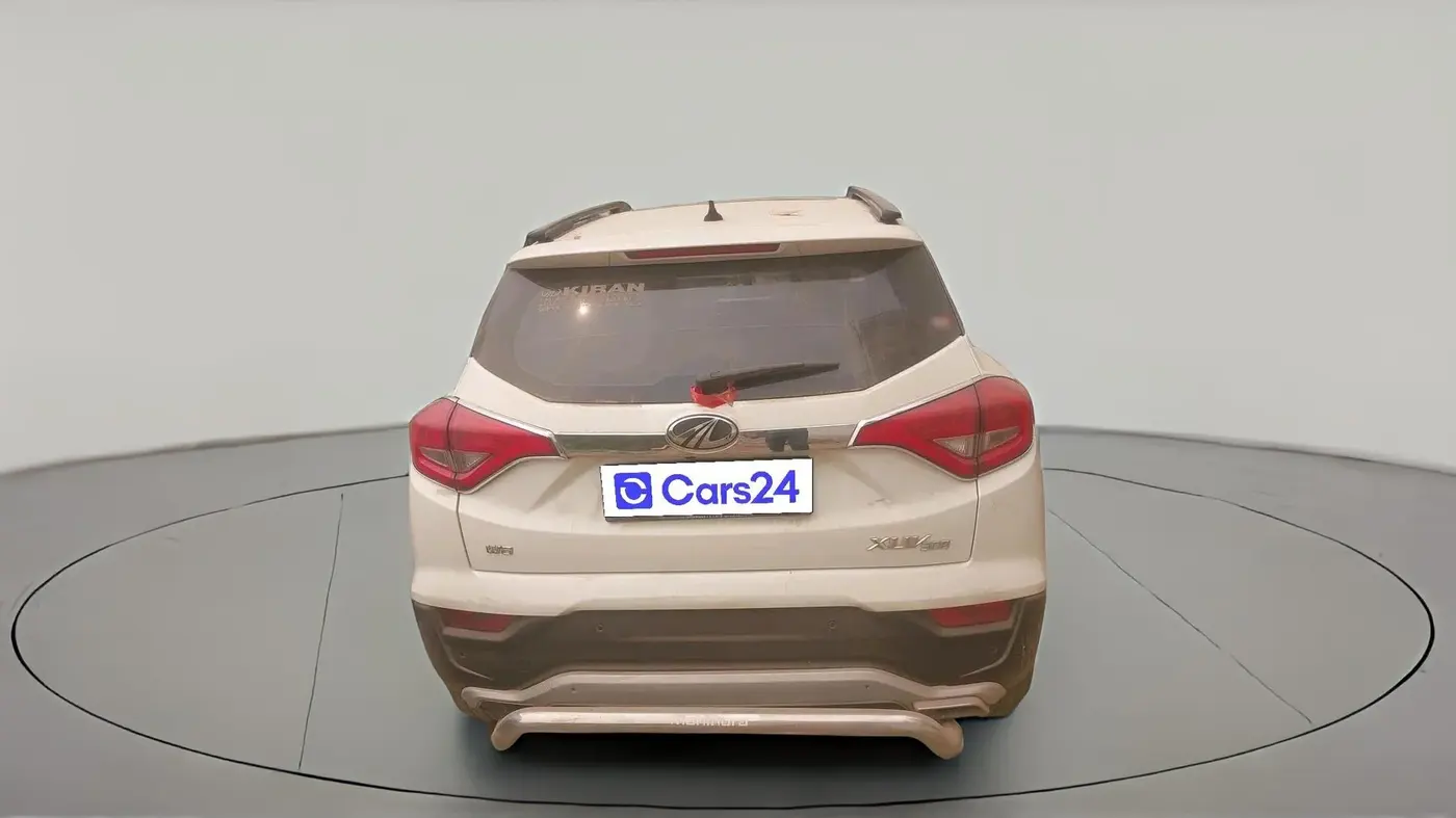 2021 Mahindra XUV300 W8 (O) 1.2 PETROL, Petrol, Manual, 73,042 km, exterior